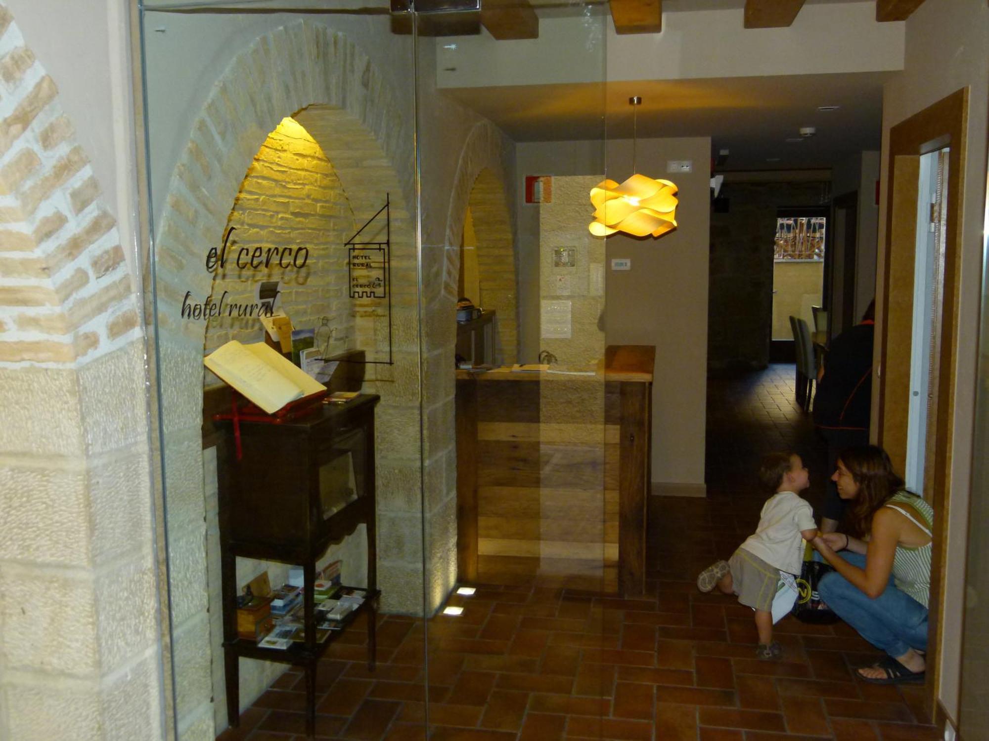 Hotel El Cerco Puente La Reina Bagian luar foto